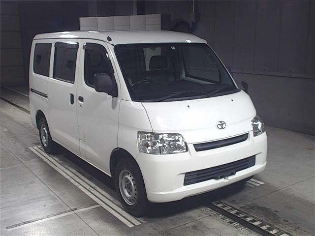 2067 Toyota Town ace van S412M 2018 г. (JU Gifu)